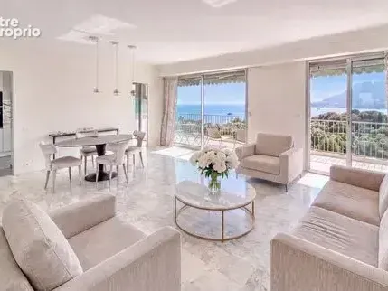 Photo Appartement à Roquebrune-Cap-Martin au prix de 1 950 000€