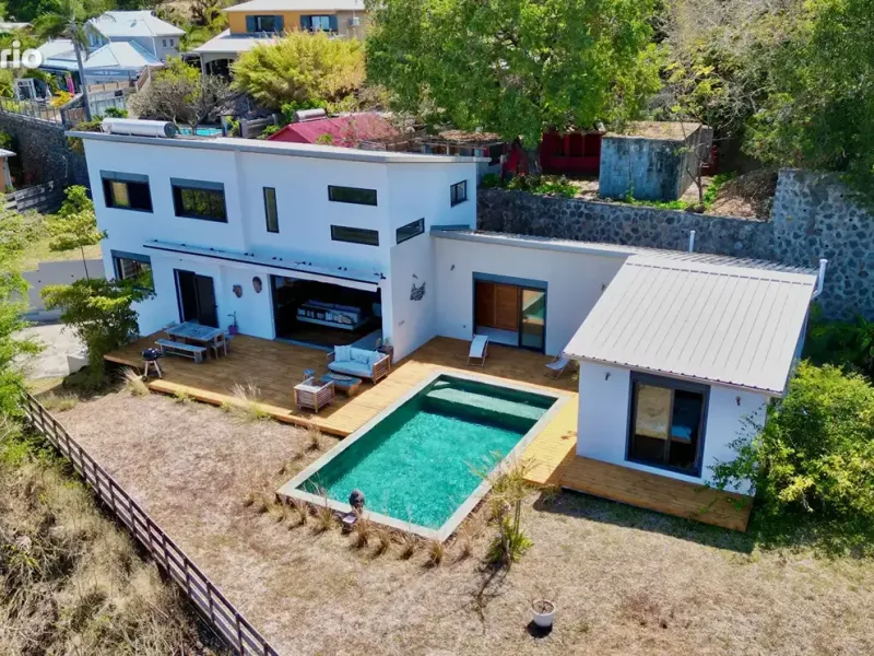 Photo Maison à Le Port au prix de 849 000€