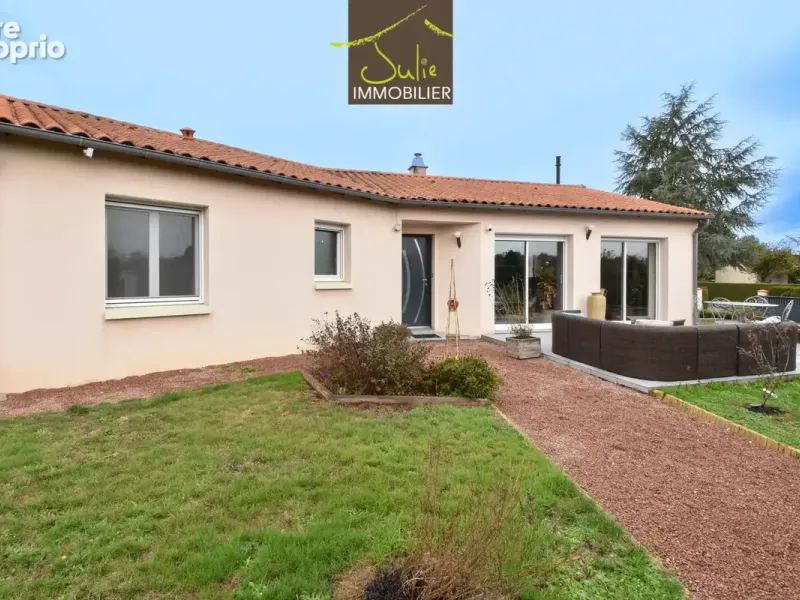 Photo Maison à Montravers au prix de 208 500€