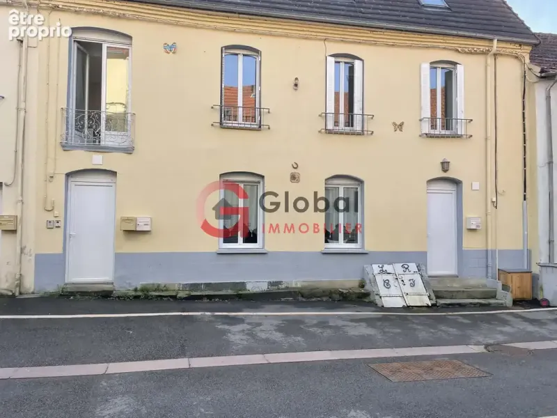 Photo Appartement à Commentry au prix de 88 000€