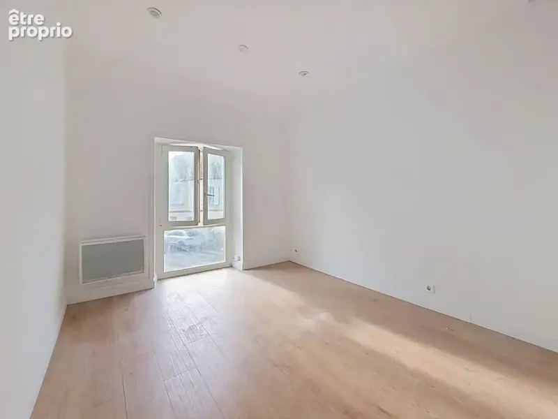 Photo Appartement à Linas au prix de 84 000€