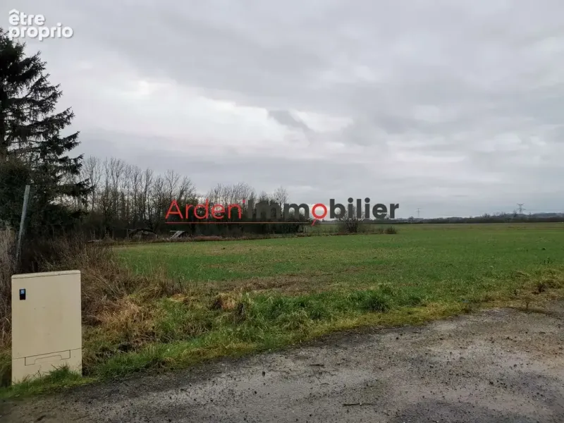Photo Terrain à Rethel au prix de 56 000€
