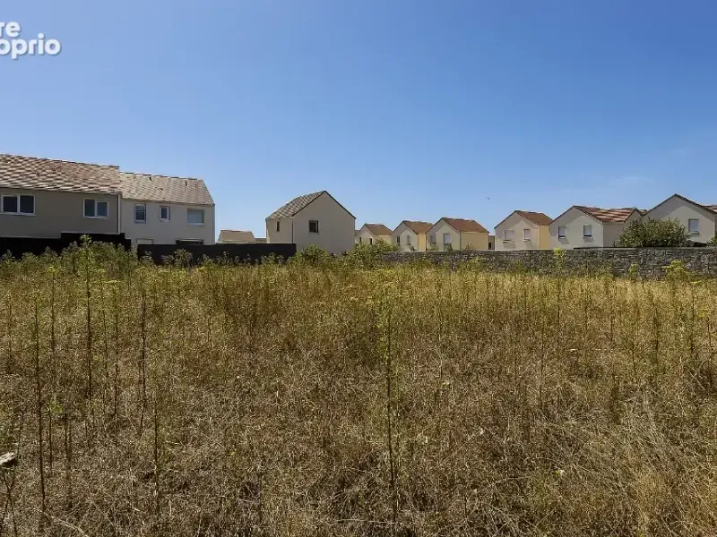 Photo Terrain à Ormoy au prix de 141 000€