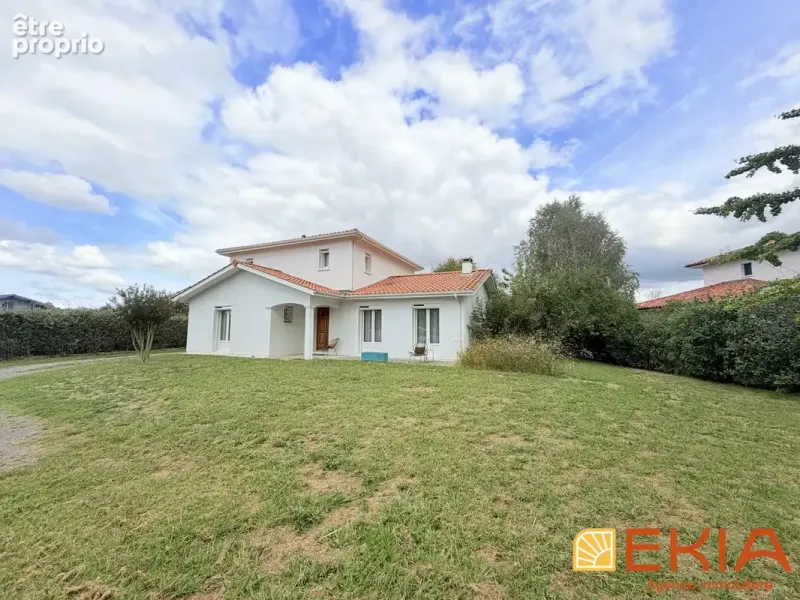 Photo Maison à Saint-Martin-De-Hinx au prix de 460 000€