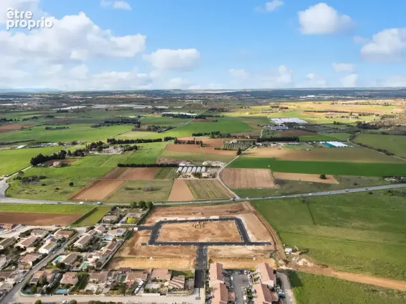 Photo Terrain à Le Cailar au prix de 124 900€