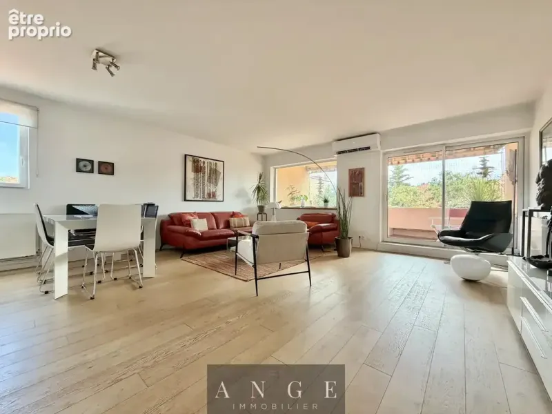 Photo Appartement à Le Pradet au prix de 375 000€