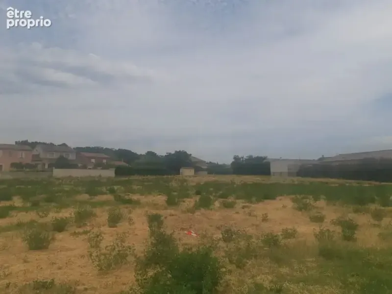 Photo Terrain à Orange au prix de 119 000€