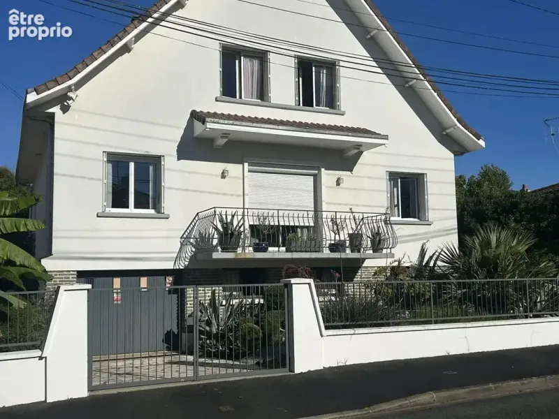 Photo Maison à Niort au prix de 286 000€