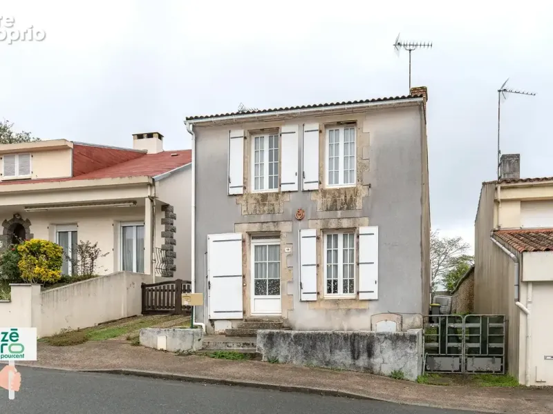 Photo Maison à Le Champ-Saint-Pere au prix de 89 900€