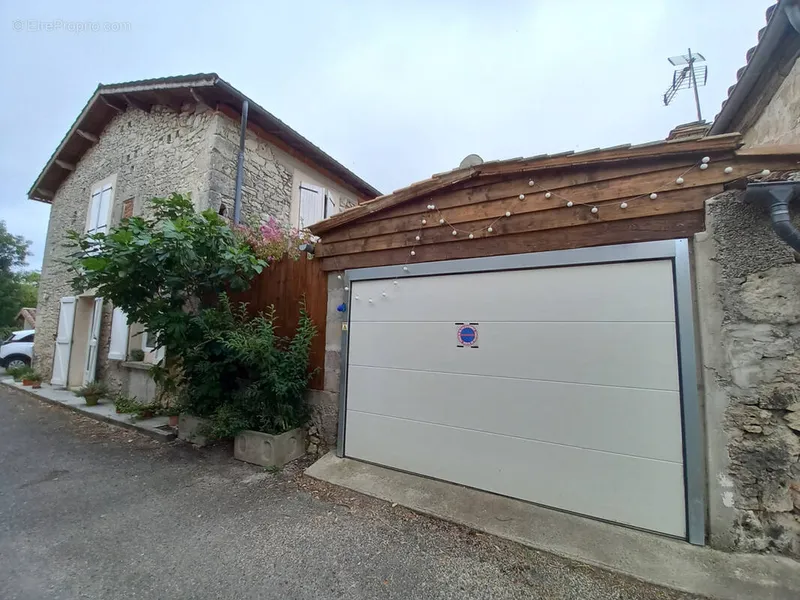 Photo Maison à Mauvezin au prix de 162 000€