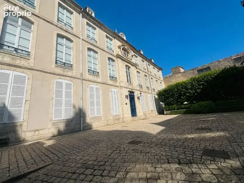 Photo Appartement à Bourges au prix de 261 000€