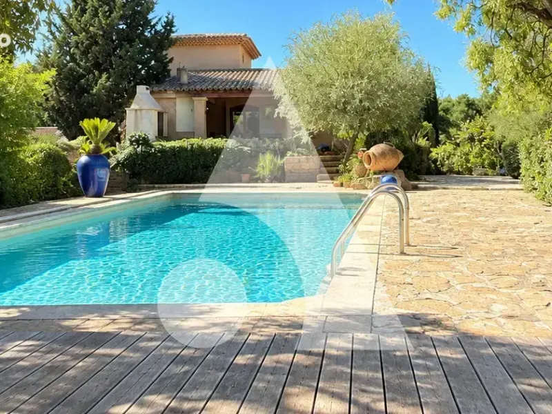 Photo Maison à Roquevaire au prix de 945 000€