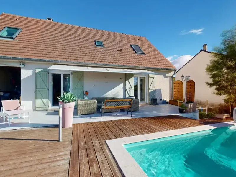 Photo Maison à Jouars-Pontchartrain au prix de 535 500€