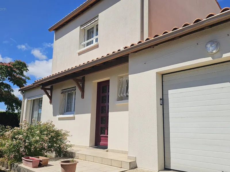 Photo Maison à Royan au prix de 319 500€