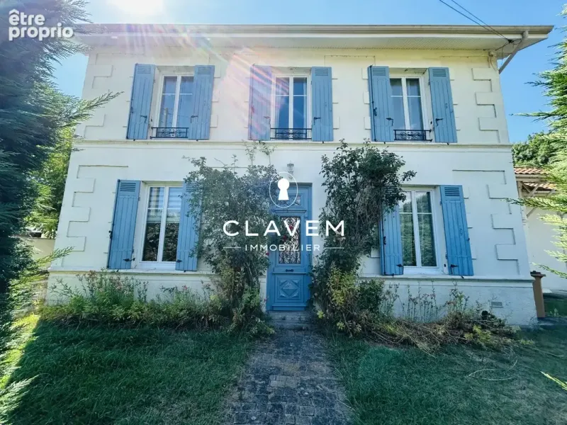 Photo Maison à Cavignac au prix de 235 000€