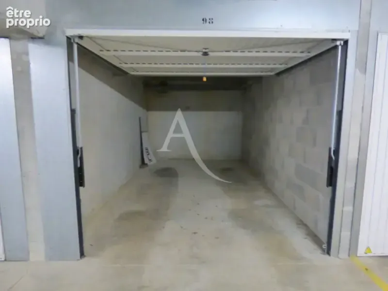 Photo Parking à Les Sables-D'olonne au prix de 28 900€