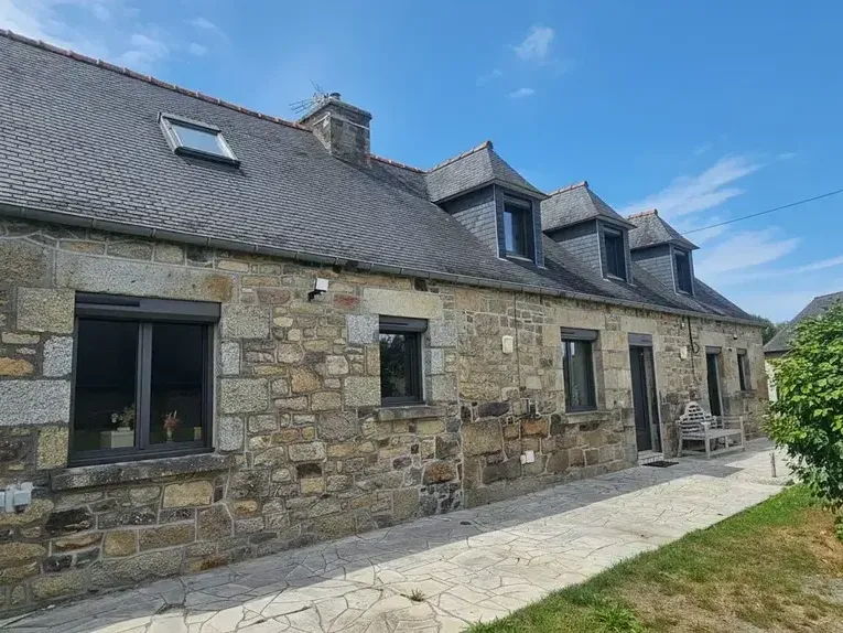 Photo Maison à Duault au prix de 199 900€