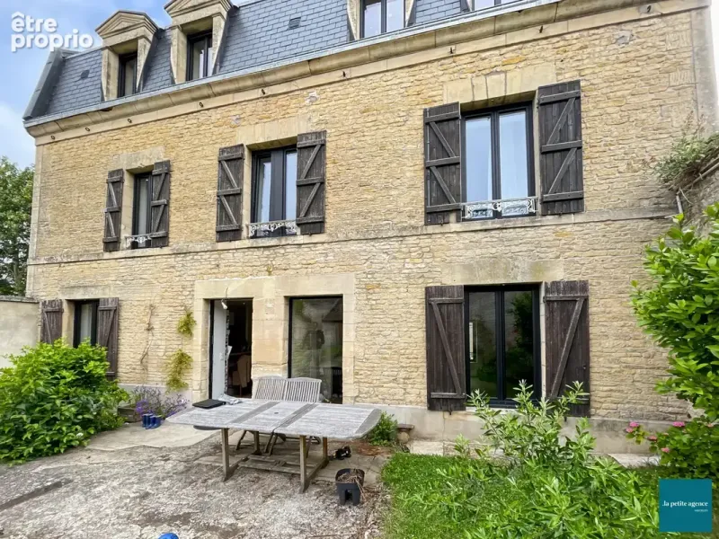 Photo Maison à Douvres-La-Delivrande au prix de 499 900€