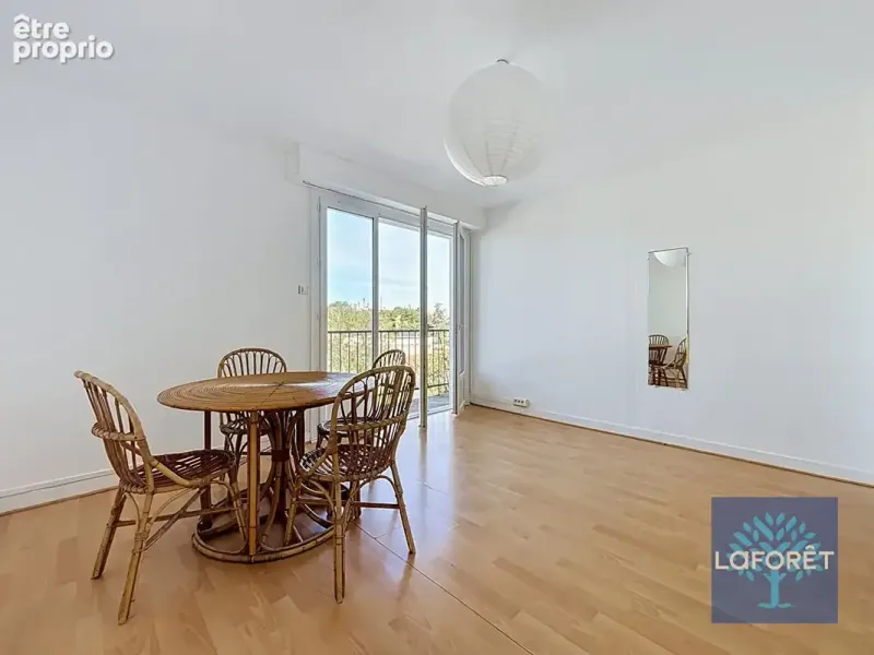 Photo Appartement à La Roche-Sur-Yon au prix de 123 700€