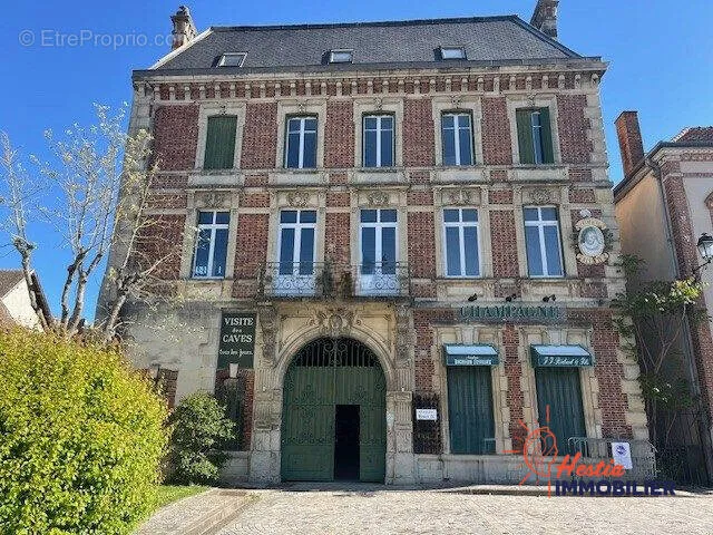 Photo Appartement à Aigny au prix de 799 000€