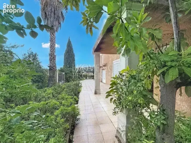Photo Maison à Carqueiranne au prix de 890 000€