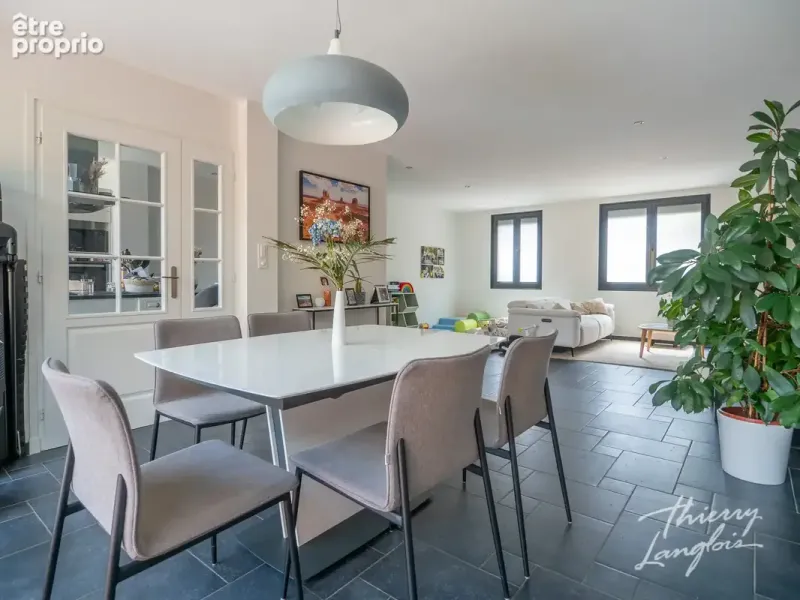 Photo Maison à Villeneuve-D'ascq au prix de 349 000€