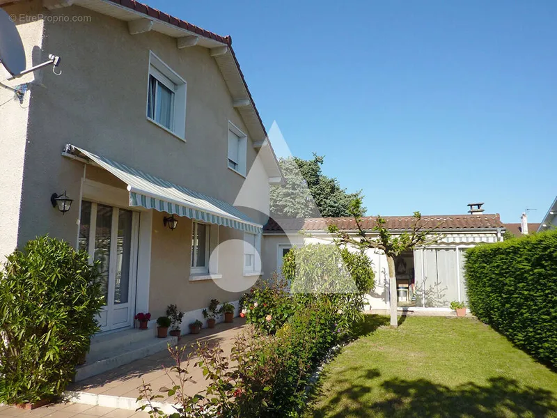 Photo Maison à Tarbes au prix de 255 900€
