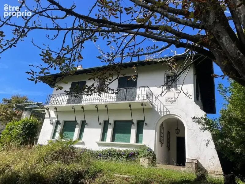 Photo Maison à Saint-Jean-De-Luz au prix de 1 260 000€