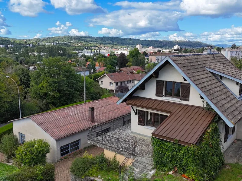 Photo Maison à Oyonnax au prix de 230 000€