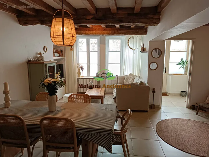 Photo Maison à Bayeux au prix de 309 000€
