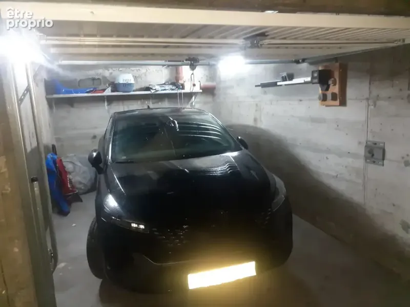 Photo Parking à Grenoble au prix de 23 000€
