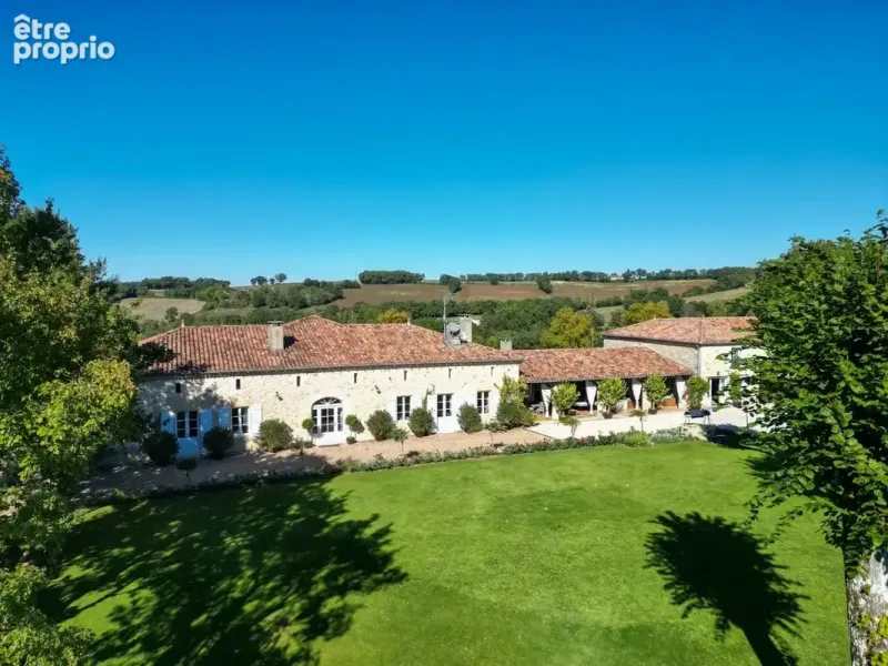Photo Maison à Condom au prix de 1 490 000€