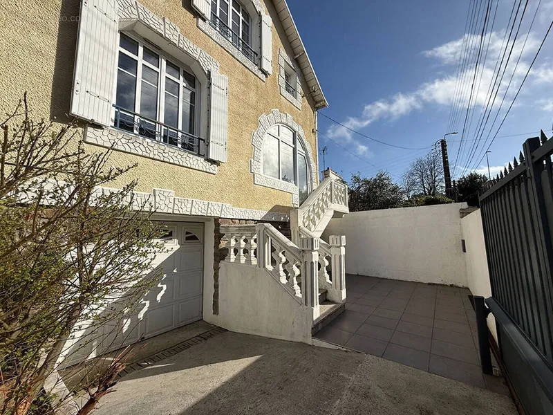 Photo Maison à Brest au prix de 395 000€