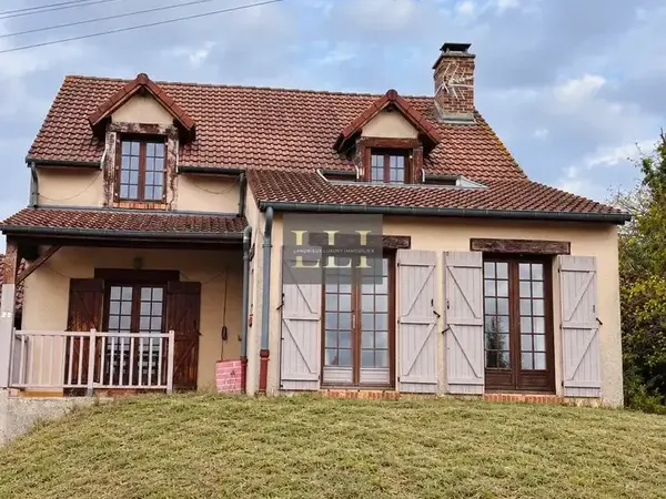 Photo Maison à Montigny-Sur-Vesle au prix de 265 000€