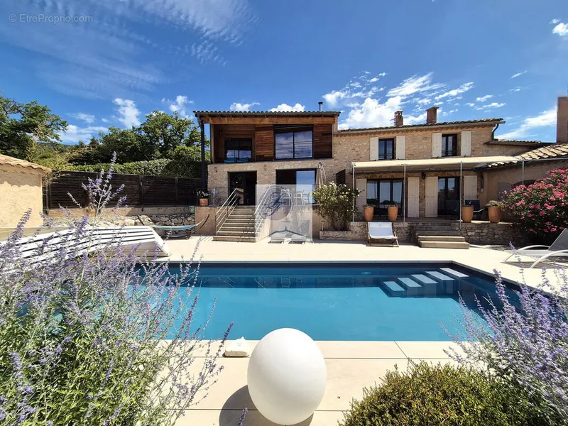 Photo Maison à Bedoin au prix de 896 750€