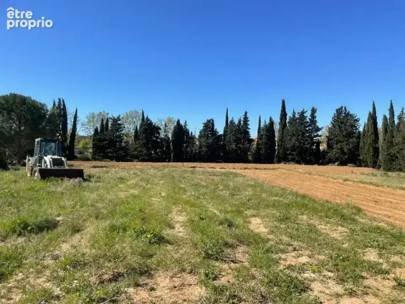 Photo Terrain à Moussan au prix de 118 000€