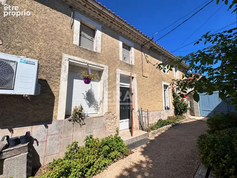 Photo Maison à Anglade au prix de 129 000€