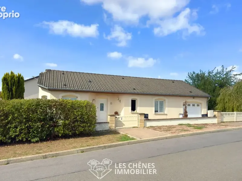 Photo Maison à Sainte-Marie-Aux-Chenes au prix de 250 000€