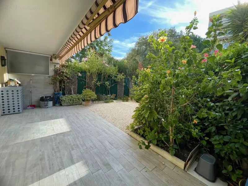 Photo Appartement à Antibes au prix de 298 000€