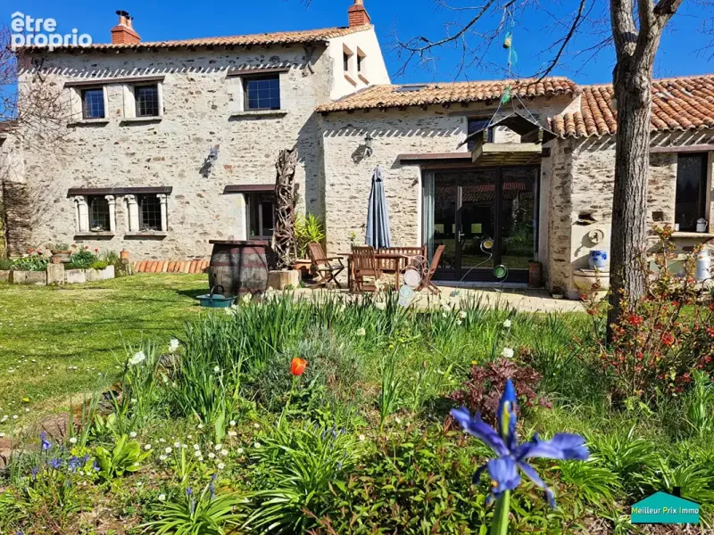 Photo Maison à La Limouziniere au prix de 493 500€
