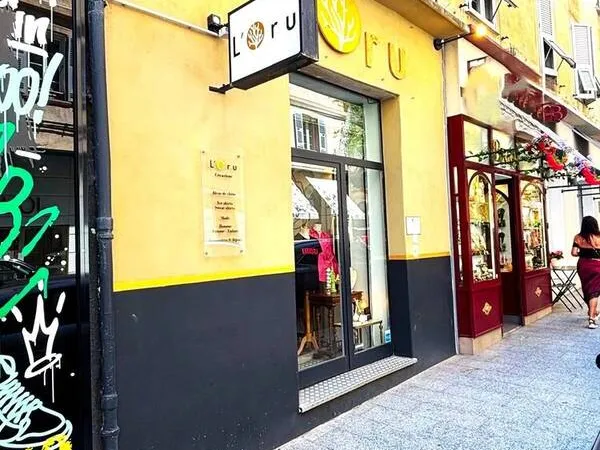 Photo Commerce à San-Martino-Di-Lota au prix de 40 000€