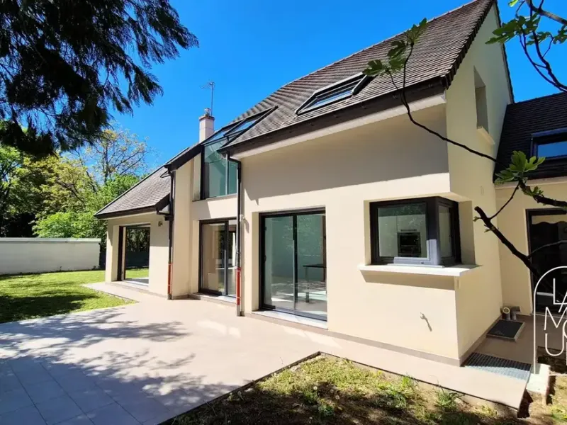 Photo Maison à Couternon au prix de 598 000€