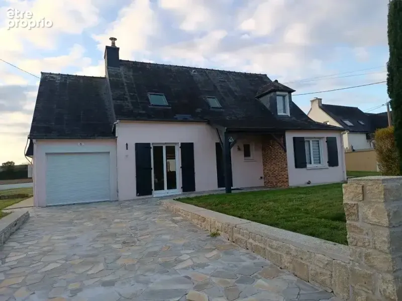 Photo Maison à Pleyben au prix de 220 000€