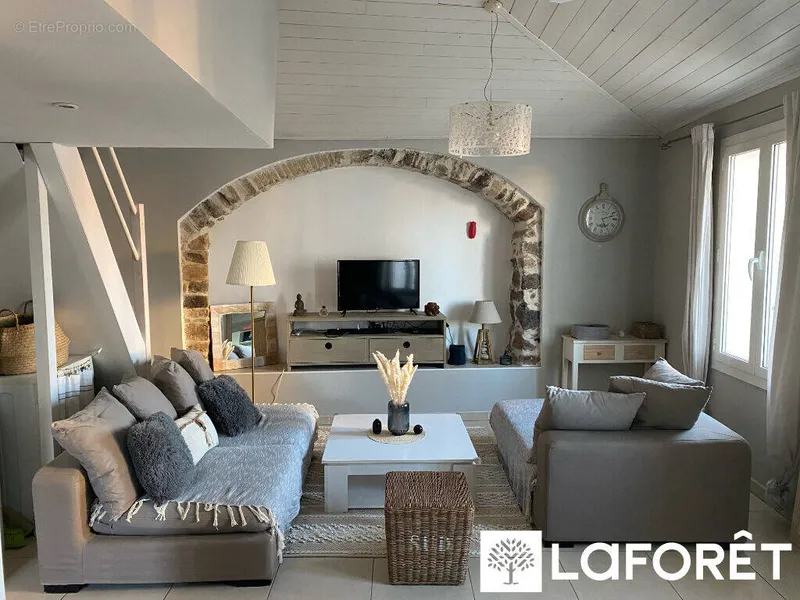 Photo Appartement à Saint-Raphael au prix de 179 000€