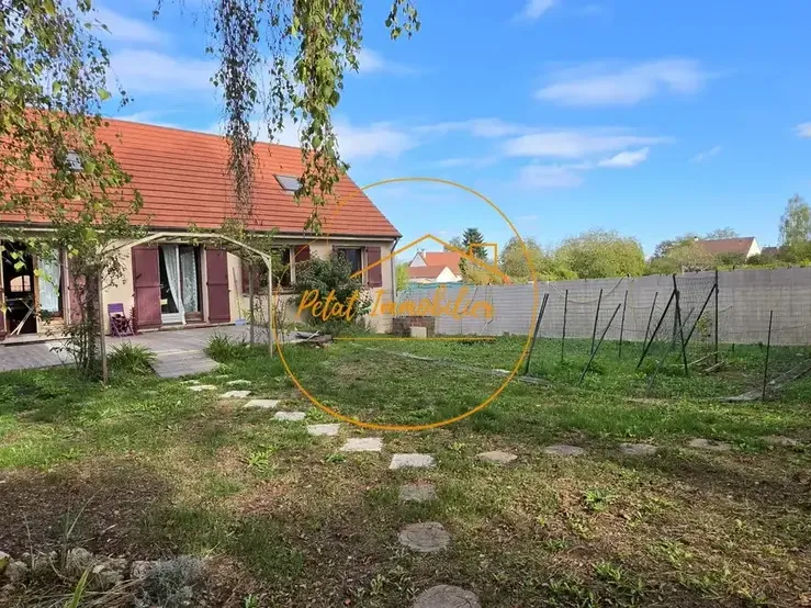 Photo Maison à Meung-Sur-Loire au prix de 202 350€