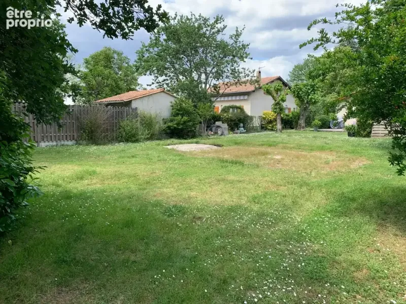 Photo Terrain à Eysines au prix de 236 500€