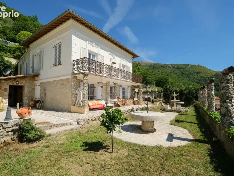 Photo Maison à Tourrettes-Sur-Loup au prix de 950 000€