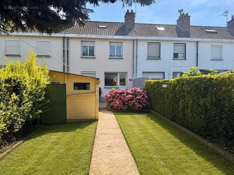 Photo Maison à Halluin au prix de 189 500€