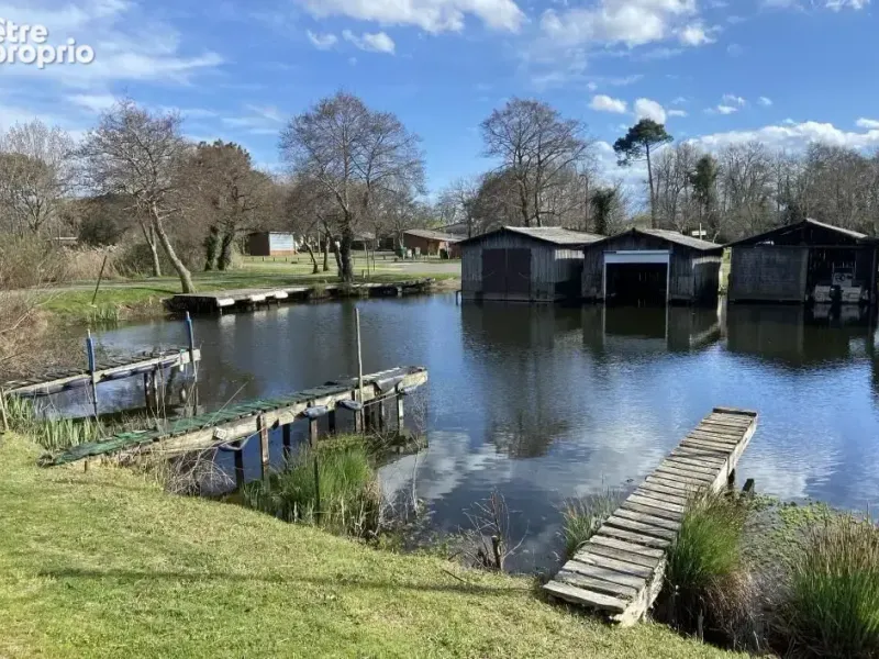 Photo Terrain à Gastes au prix de 97 000€