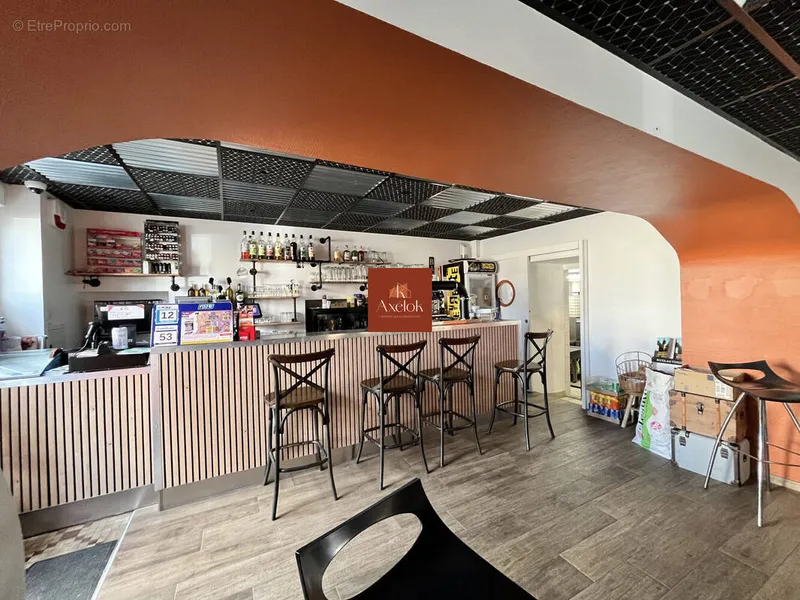 Photo Autres à Simple au prix de 226 800€